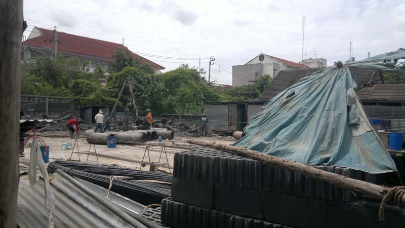 ก่อสร้าง — สิงหาคม 2555